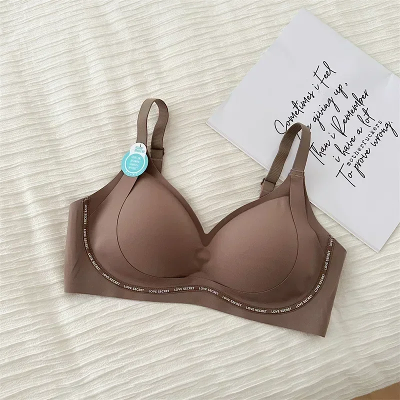 Trekvrij en spoorloos ondergoe - Cotton Bra Everyday recensie en prijs